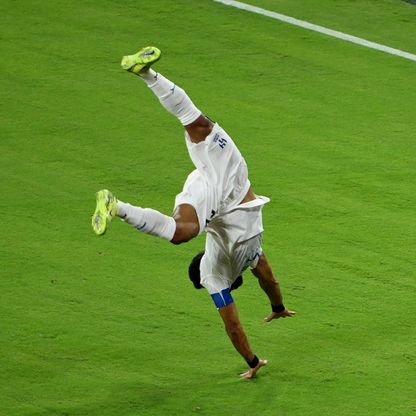 الدوسري يهز شباك باتشوكا ويدخل تاريخ كأس العالم للأندية