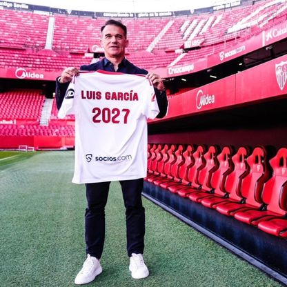 لويس غارسيا يتولى تدريب إشبيلية خلفاً لماتياس ألميدا