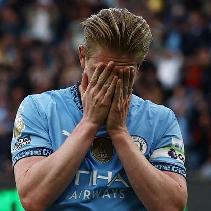 دي بروين يرفض هدية مرموش في آخر ظهور له على ملعب الاتحاد