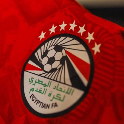ما سبب الأزمة بين مصر وبوركينا فاسو حول لون الزي الأساسي؟