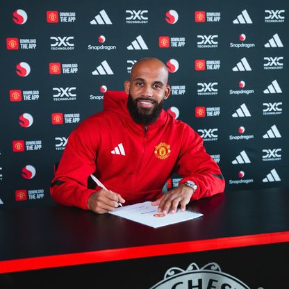 بريان مبيومو ينضم إلى مانشستر يونايتد "نادي أحلامه" حتى 2030