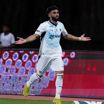 شاهد.. الهلال يواصل بدايته المثالية أمام الفيحاء في الدوري السعودي