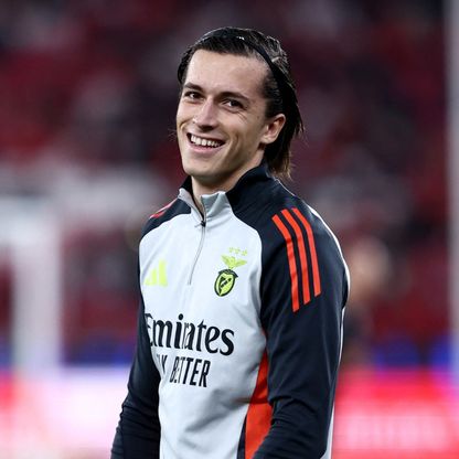 ريال مدريد يضمّ كاريراس من بنفيكا حتى 2031