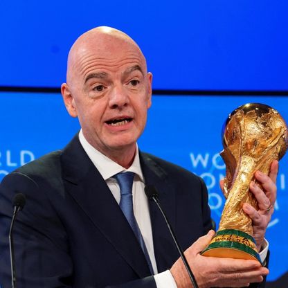 ضعف الإقبال الجماهيري يثير قلق "فيفا" قبل كأس العالم