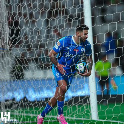 ميتروفيتش الأعلى تقييماً وبونو الأسوأ في مباراة الهلال والشباب