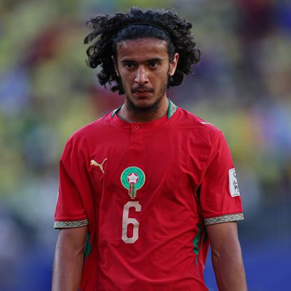 من إنريكي إلى روماريو.. كيف تحولت أنظار العالم من الرقم 8 إلى 6 في المغرب؟
