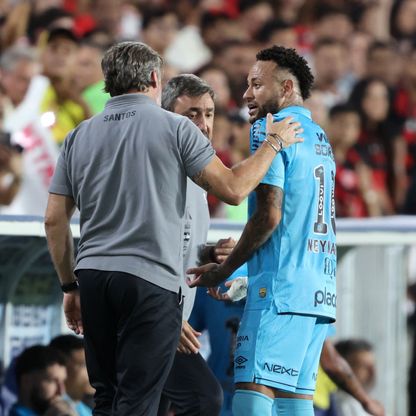 لاعبو سانتوس غاضبون من تصرفات نيمار بعد تبديله أمام فلامنغو