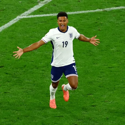 أولي واتكينز مهاجم منتخب إنجلترا يحتفل بهدفه في شباك هولندا ببطولة أوروبا "يورو 2024" - 10 يوليو 2024