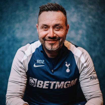 دي زيربي يعتذر لجماهير توتنهام ويحاول إخماد "فتنة غرينوود"