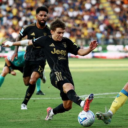 شاهد.. يوفنتوس يبدأ الدوري الإيطالي بفوز صعب على فروسينوني