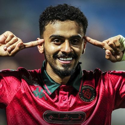 VAR يلغي هدف علي البليهي والشباب يسقط أمام الخلود