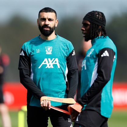 صلاح على مقاعد البدلاء في مباراة ليفربول وباريس سان جيرمان