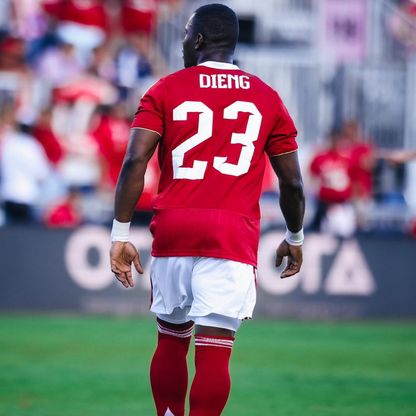 لاعب الأهلي مطلوب في فالنسيا الإسباني