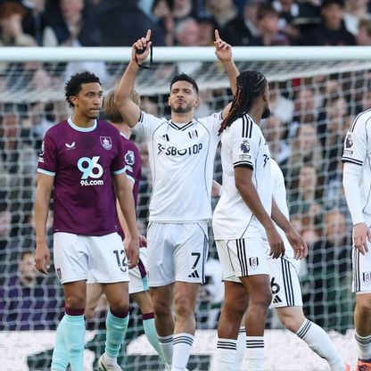 راؤول خيمينيز يقترب من رقم محمد صلاح وكين في ركلات الجزاء ويبكي بعد الهدف