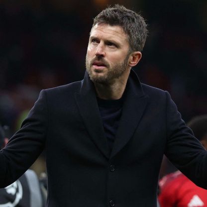 كاريك يشيد برد فعل لاعبي مانشستر يونايتد في الفوز على فولهام