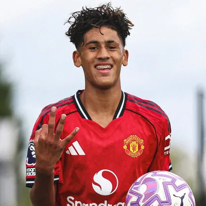 جي جي غابرييل لاعب مانشستر يونايتد للشباب - 6 أكتوبر 2025