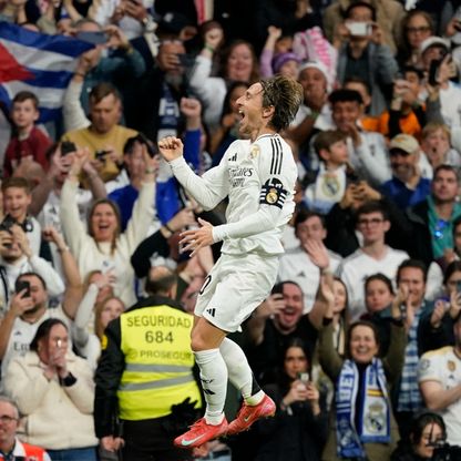مودريتش.. من "أسوأ صفقة" إلى أسطورة ريال مدريد