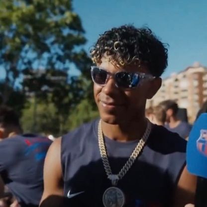 لامين يامال: سنلعب دائماً من أجل الجمهور.. برشلونة هو الحياة