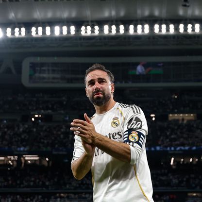 كارفاخال يودع ريال مدريد باكياً ويشكر فلورنتينو ويتذكر كريستيانو رونالدو