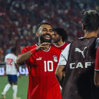 محمد صلاح يحتفل بهدف في مباراته المئوية مع منتخب مصر