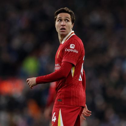 سلوت يوجه ضربة قوية لكييزا ويستبعده من قائمة أبطال أوروبا