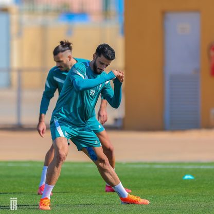 السومة يخوض أول مباراة ضد فريقه السابق الأهلي بالدوري السعودي