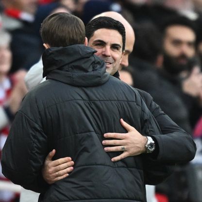 ميكيل أرتيتا "يصالح" مدرب برايتون بعد انتقاداته لأرسنال