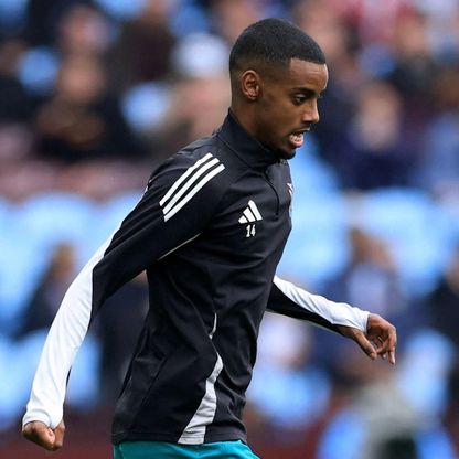 إيزاك يرحل عن سوسيداد ويعود إلى تدريبات نيوكاسل يونايتد