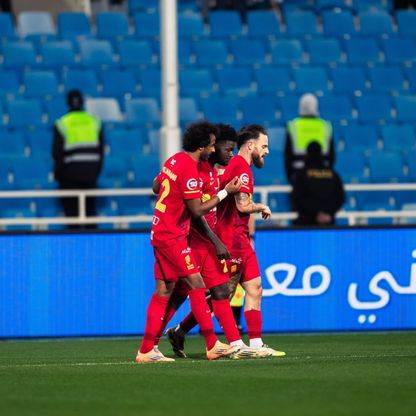 القادسية ينجو من ريمونتادا الشباب ويزيح الاتحاد من المركز الخامس