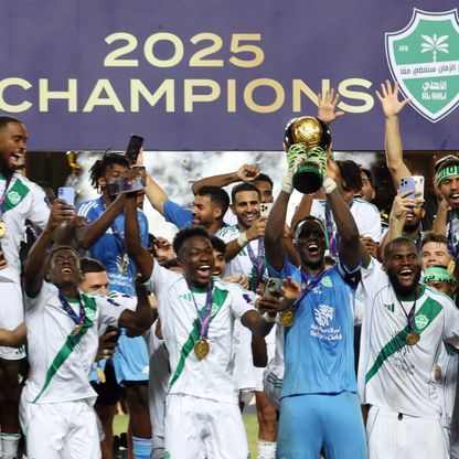 شاهد.. الأهلي بطلاً للسوبر السعودي بعد القضاء على حلم رونالدو والنصر