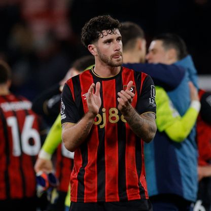 ماركوس سينيسي "يفضل" برشلونة رغم اهتمام أندية إنجليزية