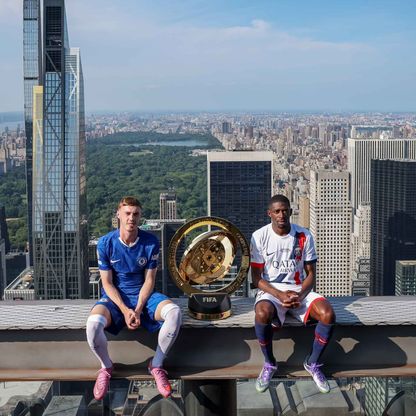 فيفا يُزين قميص بطل مونديال الأندية بشارة ذهبية لـ 4 سنوات