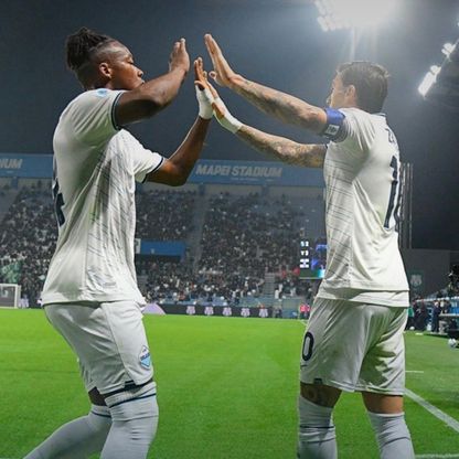 شاهد.. لاتسيو يفوز بسداسية ويهدر ركلتي جزاء ويتصدر الدوري الإيطالي