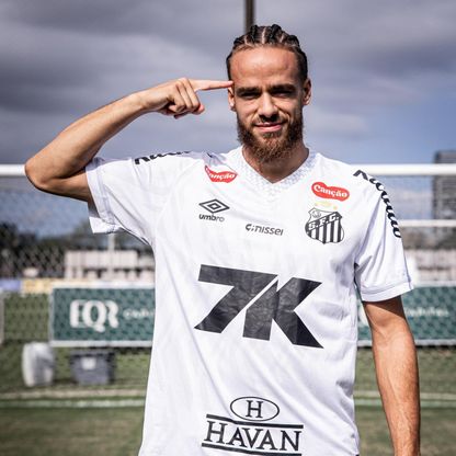 سانتوس يضم الجزائري بلال براهيمي حتى نهاية 2026