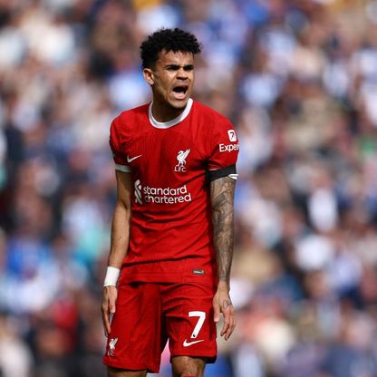 ليفربول يواصل تعنته مع برشلونة بعرقلة مفاوضة لويس دياز