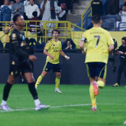 شاهد.. النصر ينتفض أمام الخليج بهدفين أواخر الشوط الأول