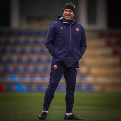 كانسيلو ليس الصفقة الوحيدة.. برشلونة يتعاقد مع "خبيرة نوم"