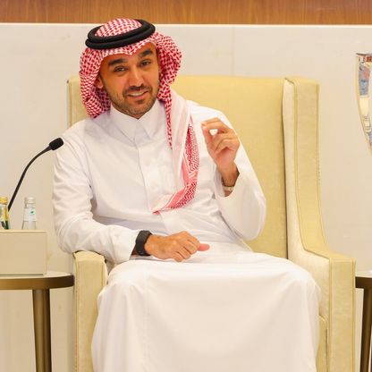 وزير الرياضة السعودي رئيساً فخرياً للاتحاد الدولي لرفع الأثقال