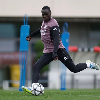 ريال مدريد يستعيد "أفضل مدافع بالعالم" لكبح مايكل أوليس في بايرن ميونيخ