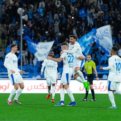 شاهد.. "قذائف سافيتش وثيو" تقود الهلال لتقليص الفارق مع النصر
