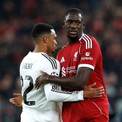 رغم رفض سابق.. كوناتي مدافع ليفربول ينتظر عرضاً من ريال مدريد