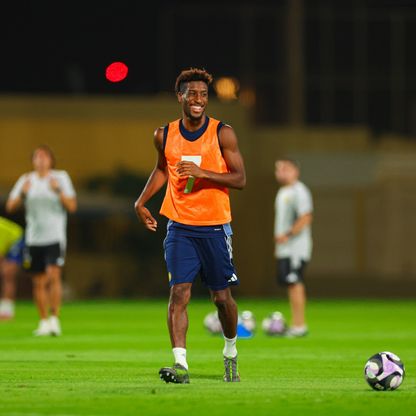 شاهد.. كومان يُسجل هدفه الأول مع النصر على طريقة فان بيرسي