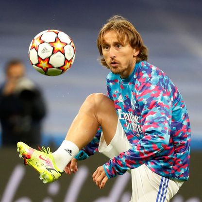 منها تجنب ريال مدريد.. 3 أسباب تدفع مودريتش لقبول عرض ميلان