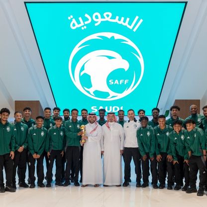 وزير الرياضة السعودي يستقبل لاعبي منتخبَي تحت 19 و17 عاماً بعد لقبَيهما