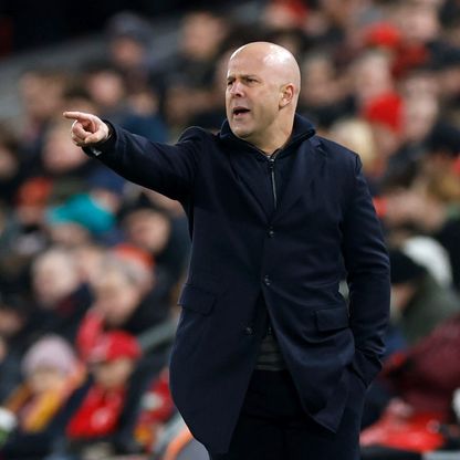 سلوت: الدوري الإنجليزي فقد متعته بسبب الركلات الثابتة