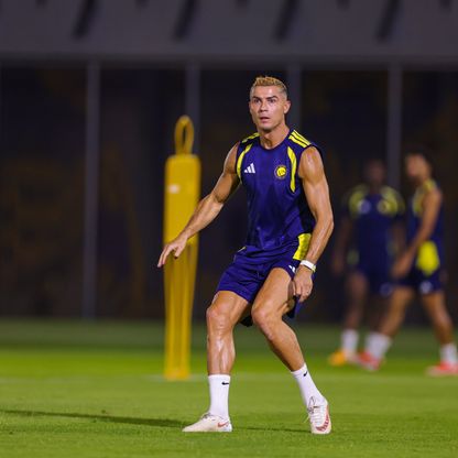 رونالدو وجواو فيليكس يقودان النصر أمام الخليج في الدوري السعودي