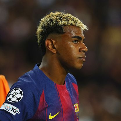 كواليس اتصالات يامال بمدرب إسبانيا ودور برشلونة في استدعائه