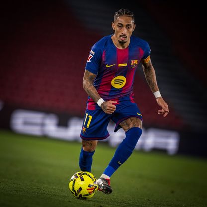 برشلونة يعلن تفاصيل وفترة غياب الخطير رافينيا