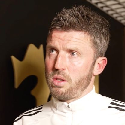 مايكل كاريك: نريد القمة.. لكن مقعد دوري الأبطال الإضافي خبر مثالي