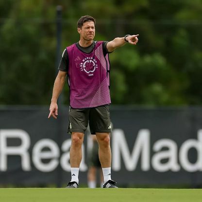 أزمة جديدة تواجه تشابي ألونسو في ريال مدريد